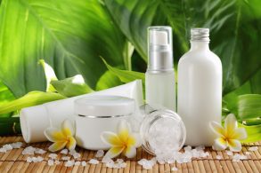 Différents formes de produits cosmétiques
